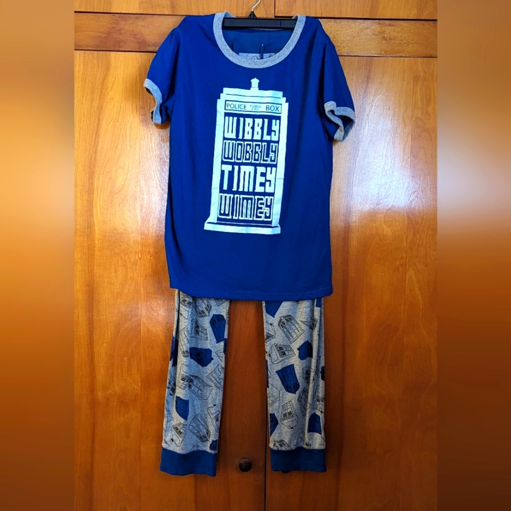 Dr. Who Pajamas Juniors XL